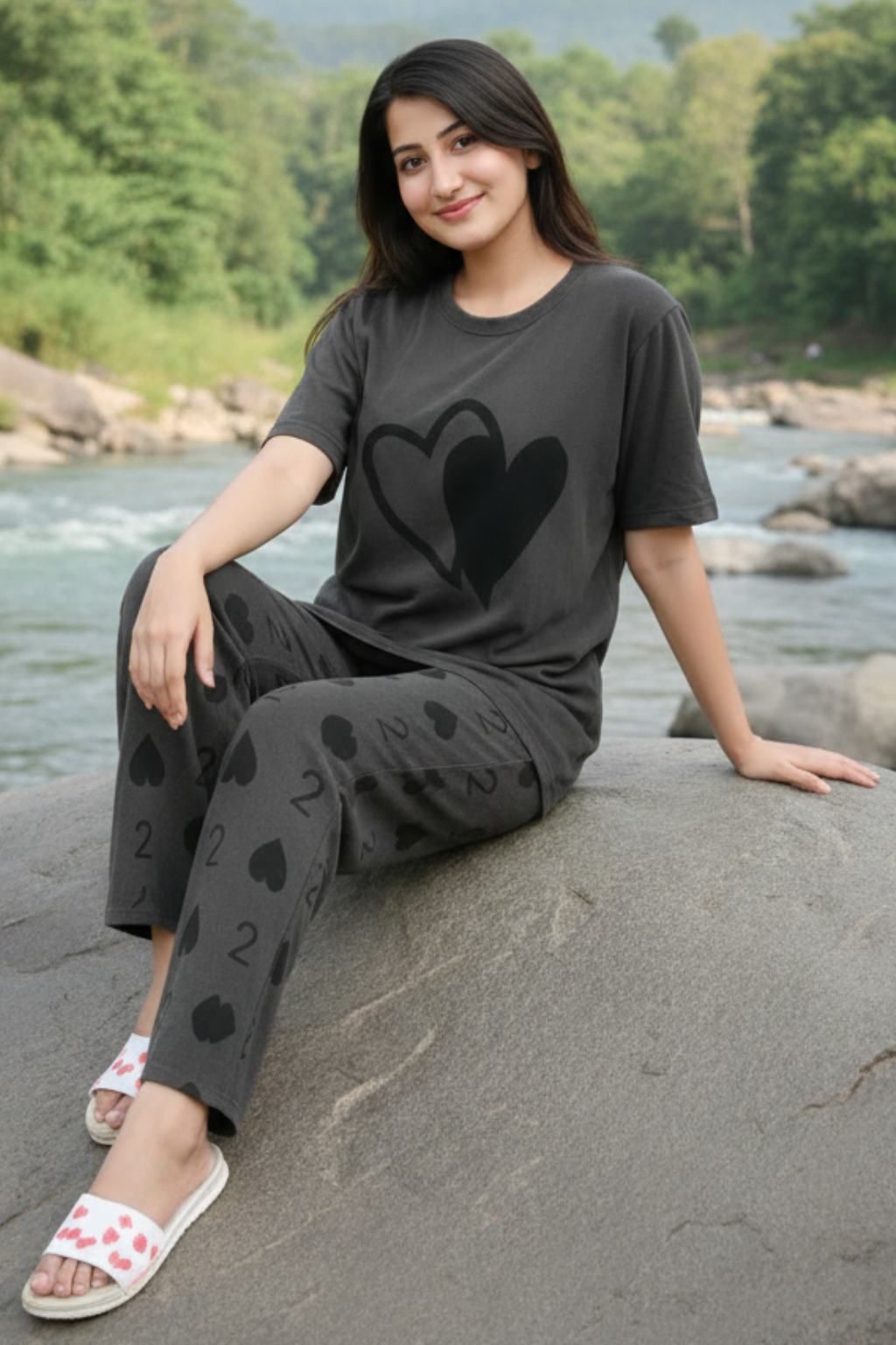 Double Heart printed Night Suit